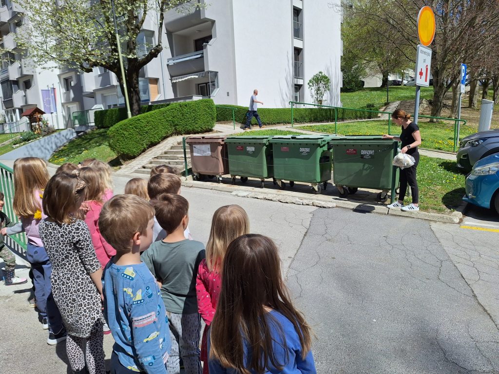 Zabojniki za smeti
